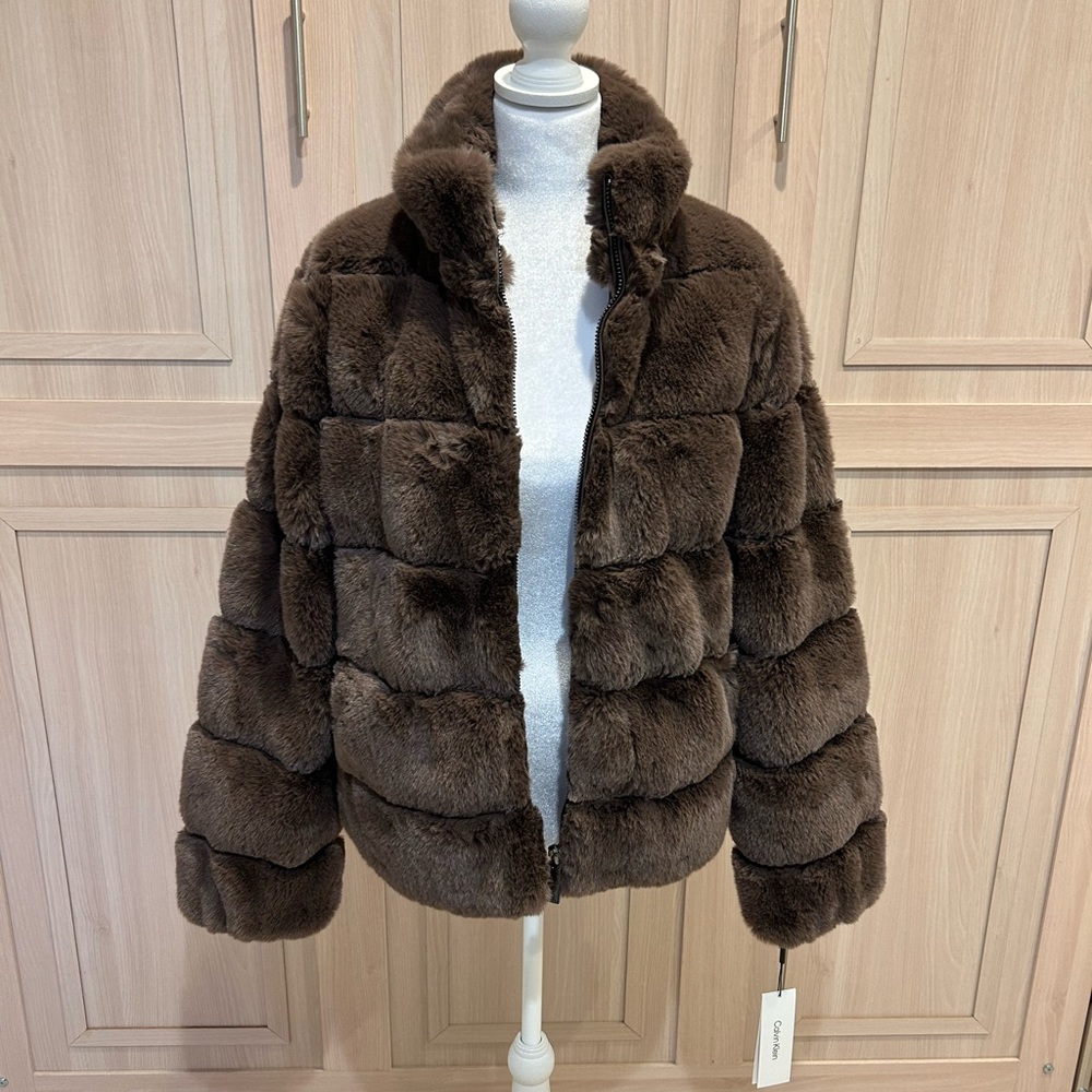 Women's NWT Calvin Klein BrownFaux Fur Puffer Jacket - Size Small - Picture 2 of 7